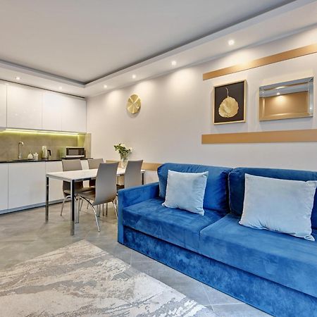 Flatbook Apartments Waterlane Island Spa With Riverview Гданск Екстериор снимка