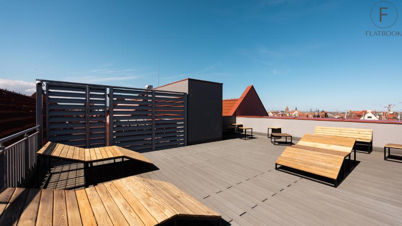 Flatbook Apartments Waterlane Island Spa With Riverview Гданск Екстериор снимка