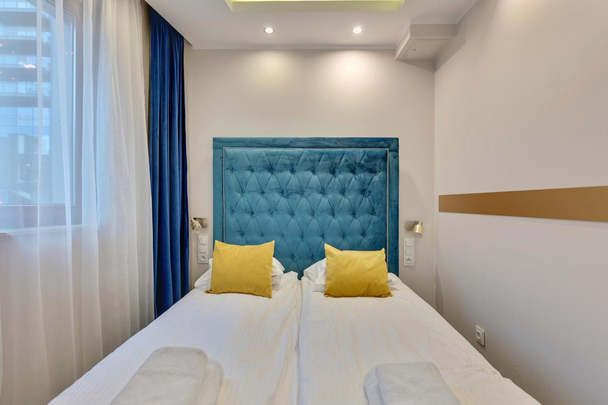 Flatbook Apartments Waterlane Island Spa With Riverview Гданск Екстериор снимка