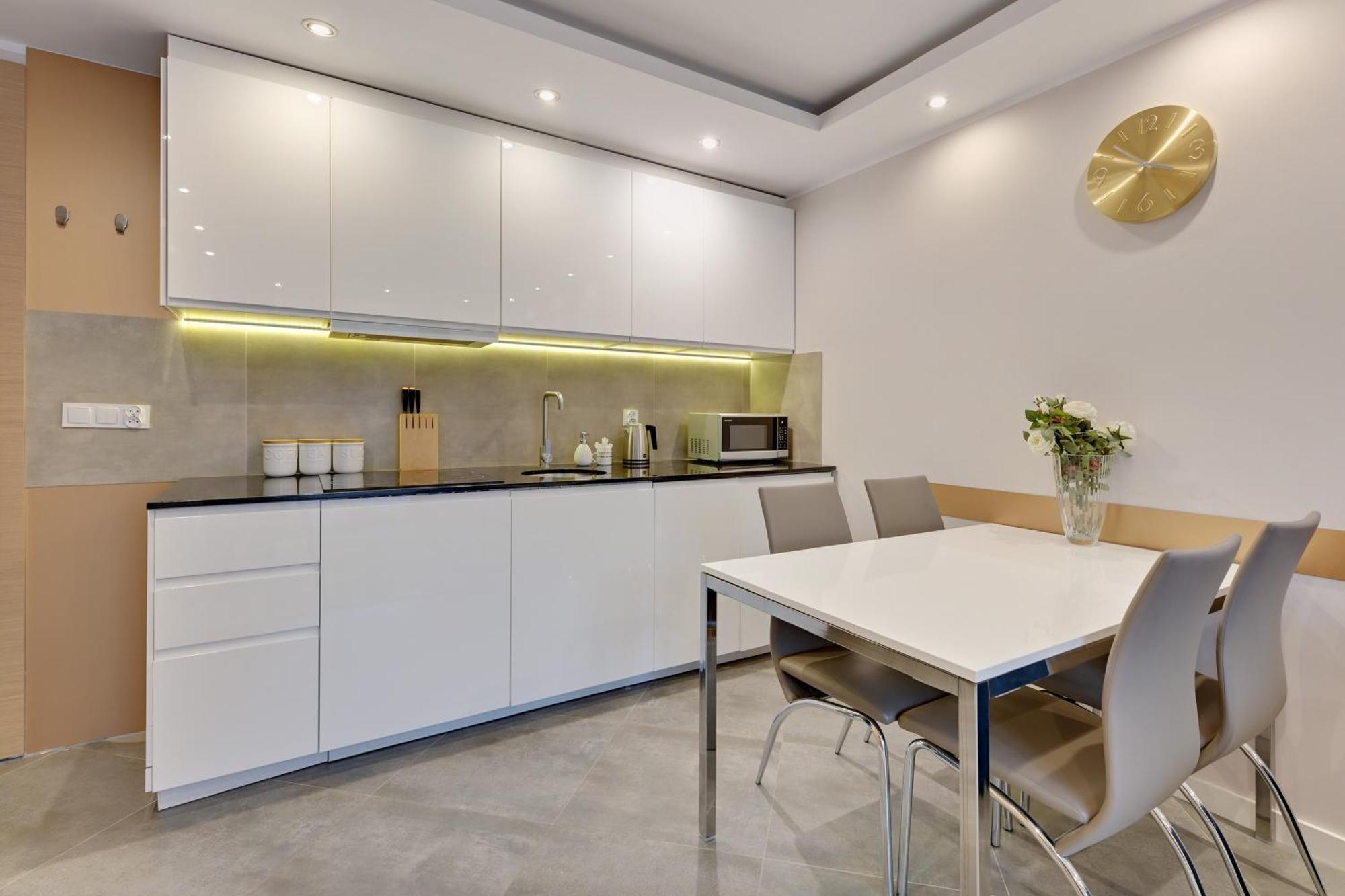 Flatbook Apartments Waterlane Island Spa With Riverview Гданск Екстериор снимка